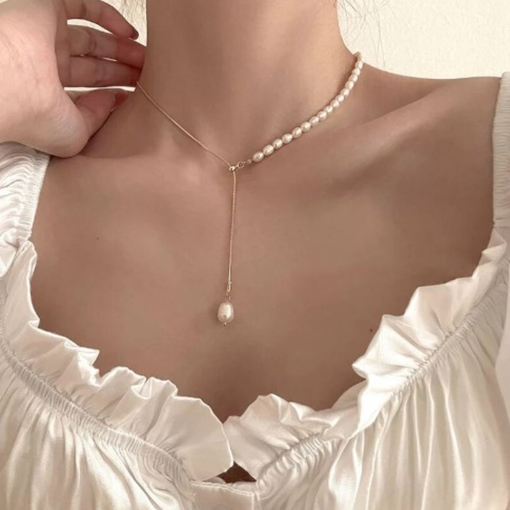 Peal necklace
